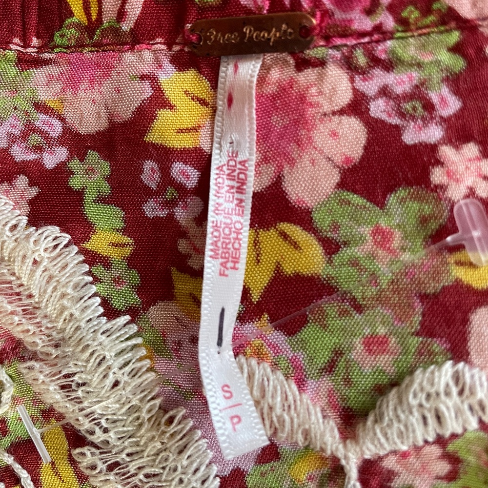 NWOT Free People Nyomi Embroidered Crop Top Size Small - Picture 7 of 7